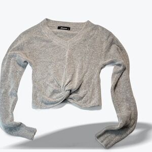 Olivaceous Sweater V-Neck Cropped Twist Front Long Sleeve Small Y2K Layering